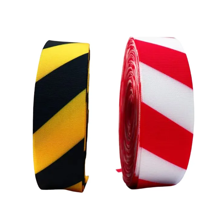 Co sprawia, że ​​dwukolorowa taśma ostrzegawcza jest niezbędna w kontekście bezpieczeństwa przemysłowego i identyfikacji zagrożeń?